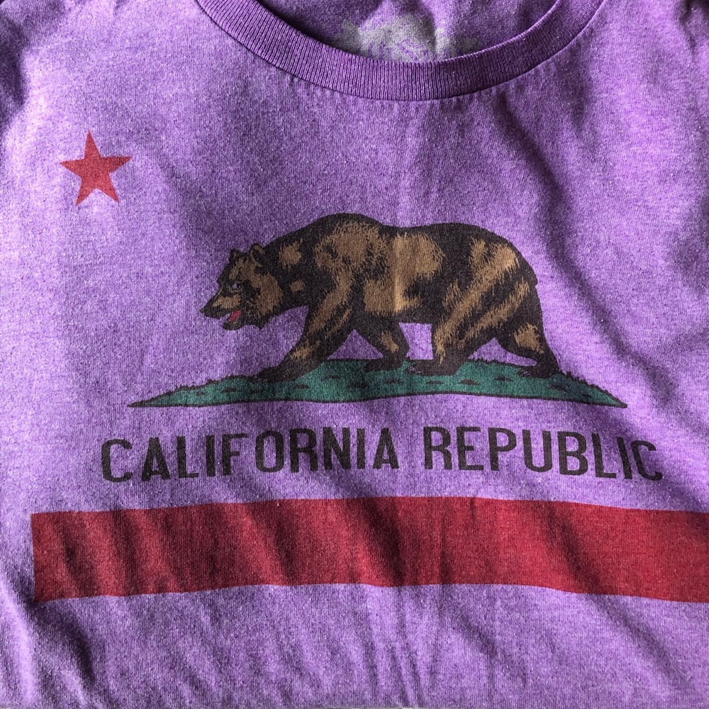 Cali tee - Picture 2 of 3